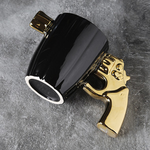 Mug à café en céramique MSH Unique 330 ml avec poignée en forme de pistolet 3D pour un cadeau de la fête des pères - Product Image 6