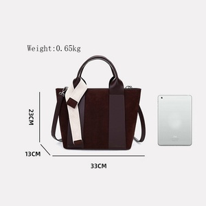 <span class=keywords><strong>Sac</strong></span> à <span class=keywords><strong>main</strong></span> en faux daim de créateur en gros, sacs à bandoulière tendance 2026, <span class=keywords><strong>large</strong></span> bandoulière en cuir PU, mini <span class=keywords><strong>sac</strong></span> fourre-tout pour femmes - Product Image 4