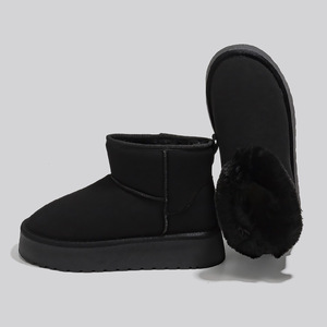 2025 nuovi stivali da neve invernali da <span class=keywords><strong>donna</strong></span> in velluto con fondo spesso impermeabile antiscivolo in morbida pelliccia di cotone nuove <span class=keywords><strong>scarpe</strong></span> da pane stile esplosione - Product Image 5