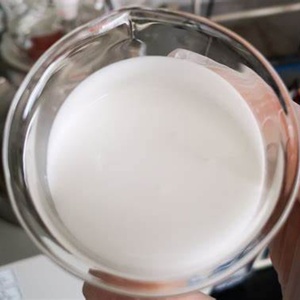Nước dựa trên <span class=keywords><strong>Acrylic</strong></span> nhũ tương <span class=keywords><strong>Acrylic</strong></span> polyme polyacrylic axit Lotion <span class=keywords><strong>Acrylic</strong></span> nhũ tương không thấm nước - Product Image 3
