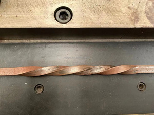 Máquina de torsión de <span class=keywords><strong>metal</strong></span> de hierro forjado Máquina de torsión de <span class=keywords><strong>metal</strong></span> artesanal - Product Image 2