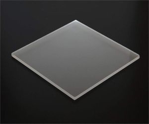 Lastra Acrilica Traslucida Satinata 1,5mm 4ft X 8ft con Logo Personalizzato Inciso per Taglio Laser e Confezionamento di Prodotti di Lusso - Product Image 2
