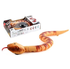 <span class=keywords><strong>Juguete</strong></span> <span class=keywords><strong>de</strong></span> <span class=keywords><strong>serpiente</strong></span> <span class=keywords><strong>de</strong></span> Boa <span class=keywords><strong>de</strong></span> árbol Esmeralda con <span class=keywords><strong>control</strong></span> <span class=keywords><strong>remoto</strong></span>, animal <span class=keywords><strong>de</strong></span> <span class=keywords><strong>serpiente</strong></span> electrónico en movimiento realista para niños, divertidos juguetes <span class=keywords><strong>de</strong></span> aventura para reptiles, regalos - Product Image 3