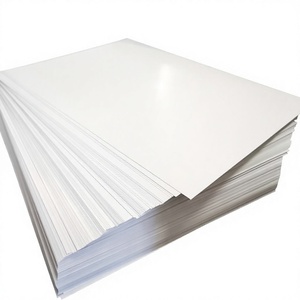 Papel LWC (Light Weight Coated) impermeable y ligero para uso comercial, con color personalizable, para impresión offset y embalaje en el mercado peruano. - Product Image 5