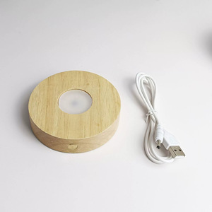 Base de <span class=keywords><strong>lampe</strong></span> LED en bois givré avec chargement USB, mini support rond en bois avec interrupteur tactile pour veilleuse LED 3D DIY, cadeau décoratif - Product Image 4