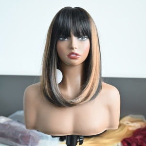 Prix de gros Perruques synthétiques transparentes Africa Bob avec frange pour femmes noires, sans colle, en fibre haute température, densité 150%, stock important - Product Image 2