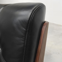 Fauteuil d'appoint de luxe moderne et durable en cuir véritable avec cadre en noyer, vente en gros d'usine