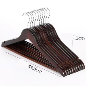 Percha de <span class=keywords><strong>madera</strong></span> duradera ecológica de bajo MOQ con ganchos de Metal para armario <span class=keywords><strong>individual</strong></span>/doble y uso en tienda de ropa - Product Image 2