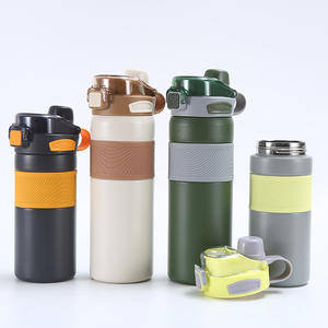 Botella de Agua Reutilizable de Gran Capacidad para Deportes y Viajes, Termo Aislado al Vacío con Pajita - Product Image 1