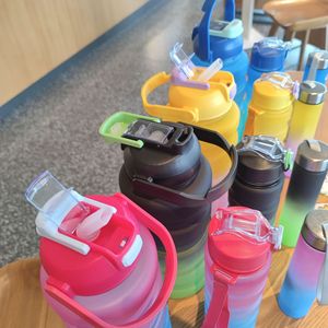 Gradient Color Dual-<b>Drink</b> Three-Piece Set Large Capacity <b>Plastic</b> <b>Cup</b> With Straw Pop-Up Lid For Camping Outdoor Use - Product Image 3