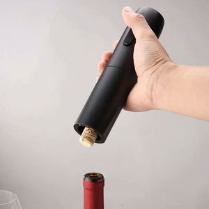 Ensemble d'ouvre-bouteille électrique rechargeable au design unique, ensemble cadeau pour ouvrir le vin avec logo personnalisé - Product Image 3