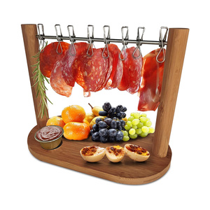 Plaque <span class=keywords><strong>de</strong></span> gril en bambou avec crochets à bacon Planche à <span class=keywords><strong>fromage</strong></span> à griller Cadeau Bloc à découper durable pour une utilisation en cuisine en plein air - Product Image 1