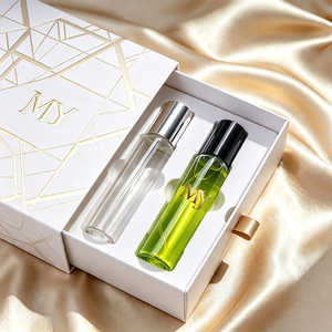 <span class=keywords><strong>Vente</strong></span> directe d'usine, flacon <span class=keywords><strong>de</strong></span> <span class=keywords><strong>parfum</strong></span> en verre borosilicate <span class=keywords><strong>de</strong></span> haute qualité <span class=keywords><strong>de</strong></span> 33 ml avec tête <span class=keywords><strong>de</strong></span> pulvérisation et capuchon en aluminium anodisé - Product Image 1