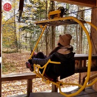 Parc d'attractions en montagne en plein air, jeux de vélos pour enfants, parc de jeux, défi en haute altitude, aventure, vélo en l'air pour adultes