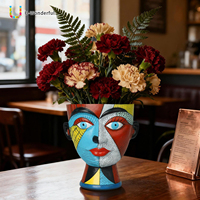 Großhandel Handbemalte Picasso Abstrakte Gesichts-Harzvase Menschlicher Kopf Skulptur Pflanzgefäß Desktop-Ornament Tisch-Blumendekoration