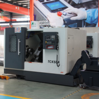 Tour CNC à banc incliné horizontal TCK50A de haute qualité avec commande Siemens, machine-outil de précision, rail linéaire