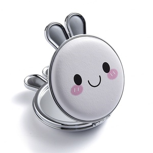 กระจกแต่งหน้าแบบพับได้สองด้านลายหูกระต่ายน่ารัก - Product Image 5