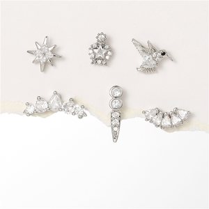 Pendientes de titanio delicados en <span class=keywords><strong>espiral</strong></span> para piercing de <span class=keywords><strong>tragus</strong></span>, de acero inoxidable con circonita, para uso diario, joyería para boda - Product Image 3