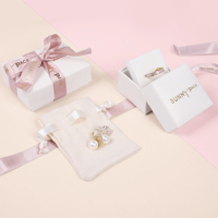 Boîte à bijoux avec ruban de luxe, boucles d'oreilles, bracelet, collier, bague, emballage cadeau, direct d'usine
