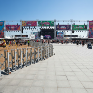 Puerta telescópica Manual de acero inoxidable Push-Pull, barricada de carretera, tapón de coche, valla de Construcción temporal reflectante - Product Image 4