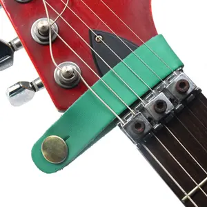 ध्वनिक गिटार सिर गर्दन का पट्टा बकसुआ साधन सामान चमड़े गिटार का पट्टा