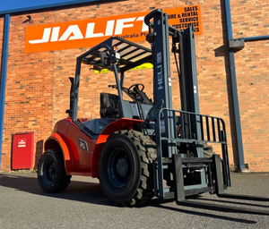 Carretilla elevadora diésel de 2.5Ton-3Ton-3.5Ton con CPCD25 CPCD30 CPCD35 Manual y transpaleta de operador de asiento con motor de CA a la venta - Product Image 2