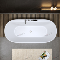 Baignoire autoportante moderne en acrylique blanc pour salle de bain d'hôtel avec fonction massage, design portable et drain intégré