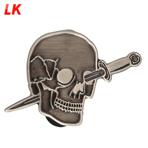 โลโก้ที่กําหนดเองชิ้นเดียว esmaltado personalizado สีย้อมเคลือบหล่อหมุดเจ็ดบาปใหญ่ในที่มืด - Product Image 3