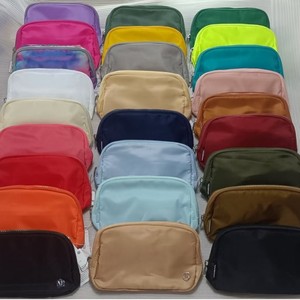 Set Perlengkapan Olahraga Yoga Tas Fashion Wanita Berkualitas Tinggi 1:1 Lululemoned - Product Image 1