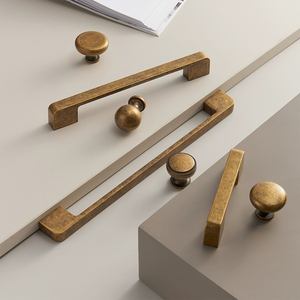 Maniglie a Barra Lunga in Bronzo Antico in 8 Misure per Armadi, Cassetti e Mobili, con Anelli di Trazione - Product Image 2