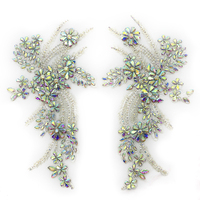 Appliques florales 3D de haute qualité à coudre, ornées de strass et de perles, motif en résine en forme de diamant pour vêtements, chapeaux et ongles