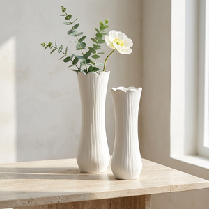 <span class=keywords><strong>Vase</strong></span> en céramique blanc mat nordique sur mesure, bord lisse en forme de lys, <span class=keywords><strong>vase</strong></span> <span class=keywords><strong>à</strong></span> fleurs en <span class=keywords><strong>porcelaine</strong></span> <span class=keywords><strong>à</strong></span> bord plissé, décoration d'intérieur - Product Image 2