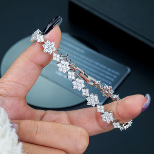 Pulsera de Plata de Ley S925 con Forma de Girasol y Moissanita de 0.1ct, Color D, VVS, para Mujer, Regalo de Boda o Fiesta - Product Image 1