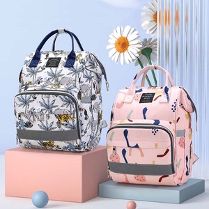 Bolsa de Maternidade Hot Mom, Grande Capacidade, Portátil e Multifuncional para Fraldas - Product Image 5