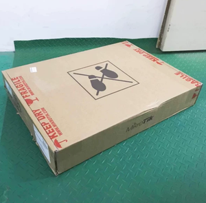 Router Cloud Core <span class=keywords><strong>Mikro</strong></span>.Tlk CCR2216-1G-12XS-2XQ con 1GE, 12 porte 25G SFP28 e 2 porte 100G QSFP28 - Product Image 1