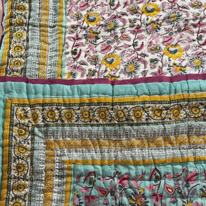 Impression de qualité supérieure légère faite à la main en coton pur KanthaQuilt bio KanthaQuilt bio réversible Kantha Quilt pour l'hiver - Product Image 1