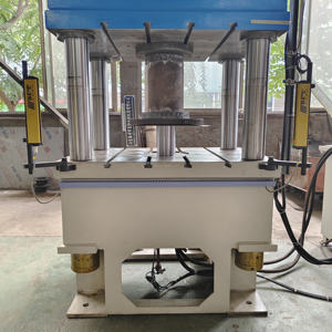 เครื่องอัดไฮดรอลิกแบบสี่เสา สามคาน 315 ตัน รุ่นใหม่ สำหรับงานขึ้นรูปด้วยความเย็น พร้อมปั๊มเกียร์ มอเตอร์ ยี่ห้อ Taili รุ่น <span class=keywords><strong>Y32</strong></span> ขายตรง <span class=keywords><strong>ราคา</strong></span>แข่งขัน - Product Image 6