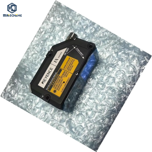 หัวเซ็นเซอร์เลเซอร์แบบหลายจุด KEYENCE IX-080 ซีรีส์ IX ระยะการวัดอ้างอิง 80 มม. ระยะการวัดซ้ำ 20 ม. มาตรฐาน IP67 IX 080 - Product Image 1