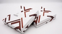 Boîte de papier d'art haut de gamme personnalisée avec gaufrage impression 4C stratification mate 2mm d'épaisseur pour offrir des cadeaux différentes tailles disponibles