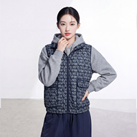 Veste sans manches élégante pour femme, style athleisure, pour les trajets quotidiens et les voyages, imprimé abstrait, fermeture éclair, avec poches, veste plissée Miyake