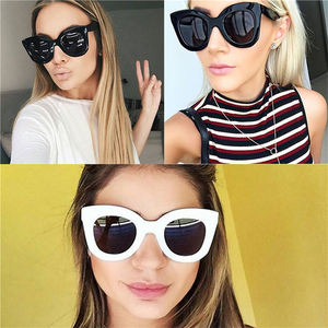 <span class=keywords><strong>Occhiali</strong></span> <span class=keywords><strong>da</strong></span> <span class=keywords><strong>Sole</strong></span> Economici all'Ingrosso con Montatura <span class=keywords><strong>Cat</strong></span> <span class=keywords><strong>Eye</strong></span> e Lenti Rotonde Classiche per <span class=keywords><strong>Donna</strong></span> - Product Image 4