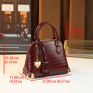 Sac à main Niche en cuir gaufré crocodile couleur unie, style <span class=keywords><strong>luxe</strong></span> léger français pour femme, avec rivets et pendentif cœur - Product Image 4