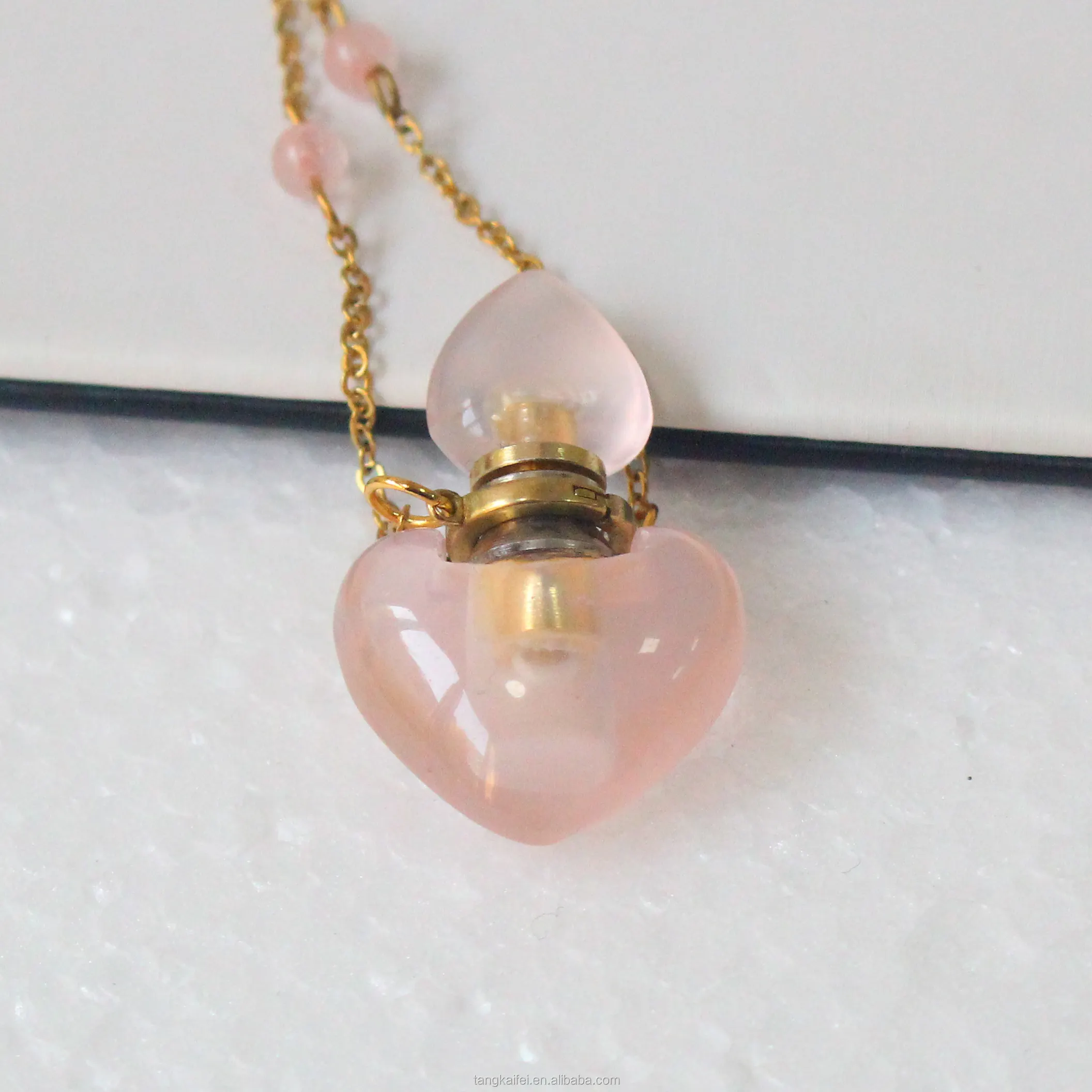 wholesale natural High Quality Rose Pink crystal Quartz Perfume Essential Oil Bottles heart shape Pendant