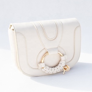 Fashion <span class=keywords><strong>Beige</strong></span> Color Women Saddle Bag Cross Body Bag for ladies With O Ring Handle - Product Image 5