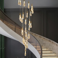 Lustres en Cristal en Forme de Goutte d'Eau Variés et Combinés pour Villas, Salons et Escaliers à Multiples Têtes