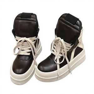 Chaussures décontractées montantes rétro pour hommes - Design intemporel pour le sport en extérieur, le basketball, avec empeigne en cuir véritable, chaussures de marche toutes saisons - Product Image 1