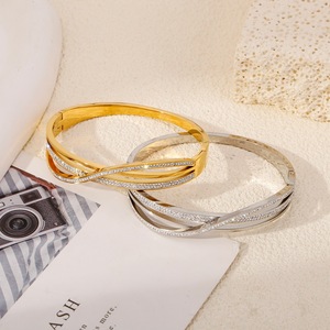 18K Gold Plated 316 Stainless Steel <b>Bracelet</b> New Design Fashionable Waterproof Bangle for Women Trendy Jewelry - Product Image 2