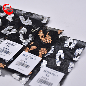 Giá Tốt Tulle Sparkly Đảng Thêu Sequined Lưới Vải Dệt Kim Ren <span class=keywords><strong>Net</strong></span> Tulle Bling Cá Quy Mô Vải Cho Ăn Mặc Bán - Product Image 3