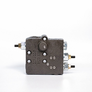A11VO130LRDS Robinet de contrôle bidirectionnel en acier inoxydable, plage de débit 0,5-0,1 GPM, connexion 1/4 pouce - Product Image 3