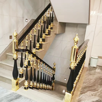 Rampe d'escalier de luxe légère de style européen haut de gamme, en forme de vase, sur mesure, idéale pour les escaliers intérieurs de villas
